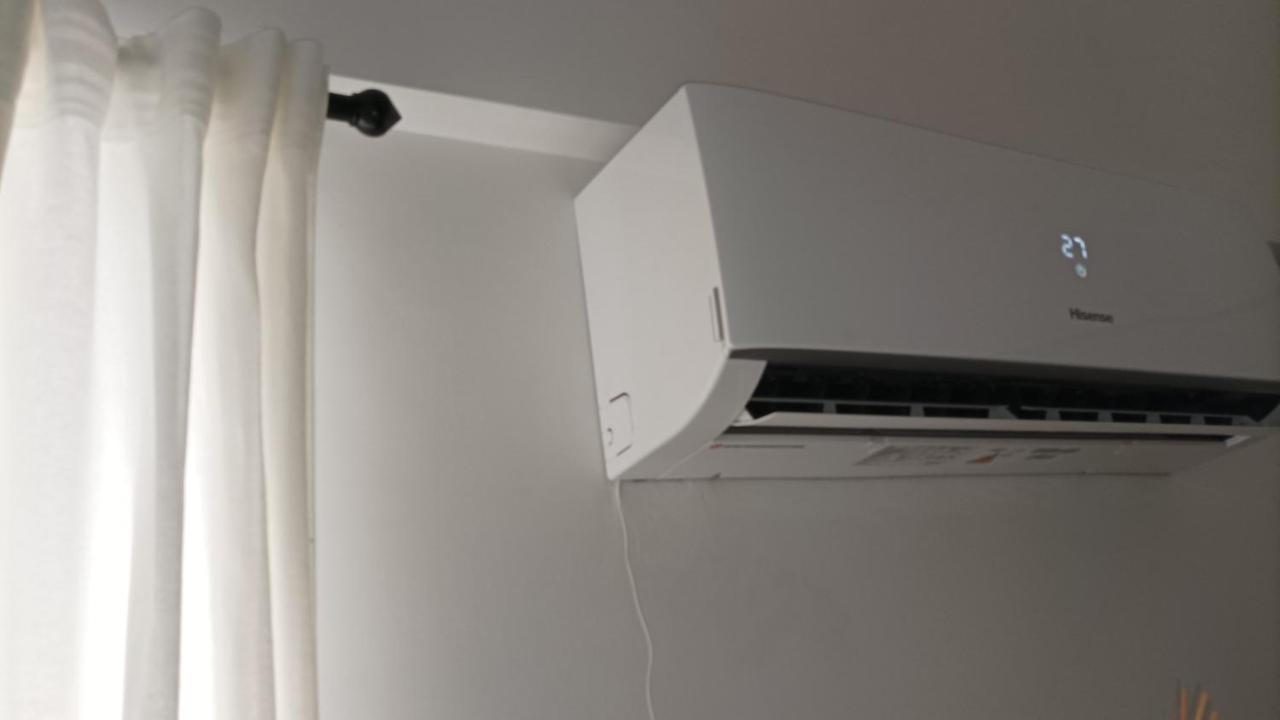 فيلا Miniecocasa Ottocentesca In Zona Free-Parking Ed Ecoclimatizzata أوستوني المظهر الخارجي الصورة